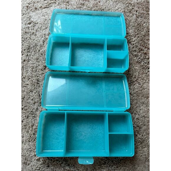 LOT 2 Tupperware 4195 Lunch N Things Hinged Storage Container TEAL G24 - Picture 2 of 5